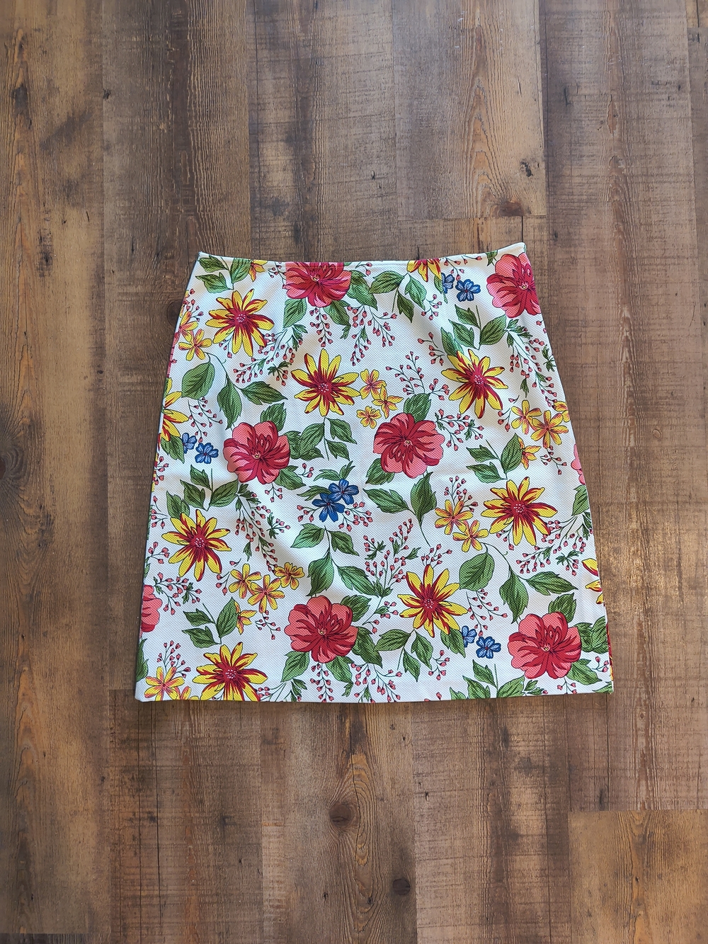 Madison Studio Designer Pink Yellow White Floral Colorful Mini Skirt Size 8